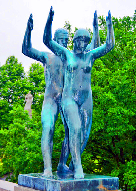 2016-06-26_Vigeland Sculpture Park_Man & Woman ������Ů��-160001.JPG