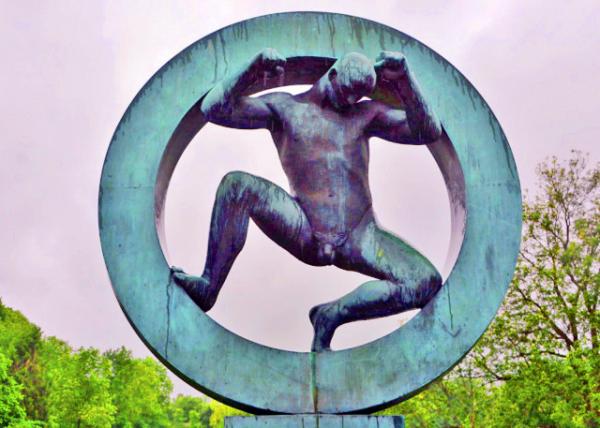 2016-06-26_Vigeland Sculpture Park_The Ring ԲȦ-180001.JPG