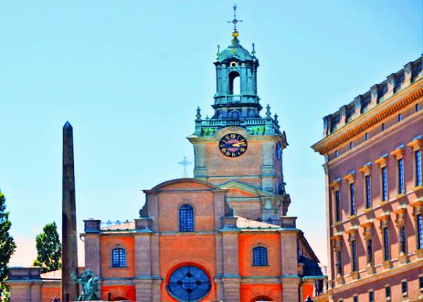 2016-07-04_Storkyrkan w Memorial Obelisk to Gustav III ˹�¸��Ħ��������˹������������Ɱ-20001.JPG