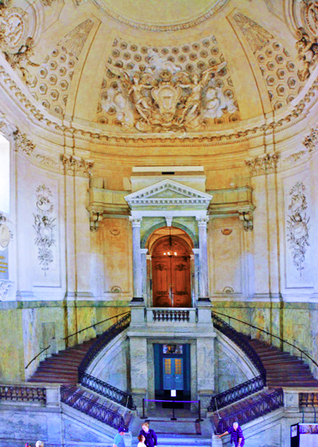 1774988351184438.jpg 2016-07-04_Royal Palace_Ceiling in the South Stairwell-10001.JPG