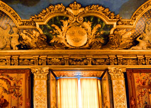 2016-07-04_Royal Palace_Window0001.JPG