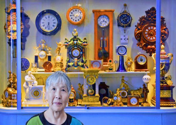 2016-07-04_Royal Palace_Striking Clock-30001.JPG