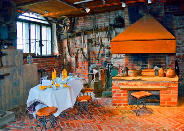 2016-07-03_Kiiala Manor & Distillery-50001.JPG