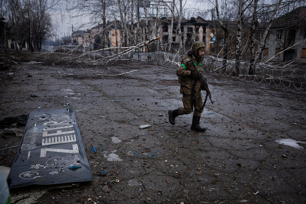 1�£���Χ�����ڿ�����˹̹������У�һ���ڿ�������������˹��ս��Ϊ����ڹ��ڴ�ѹ���������ɡ�