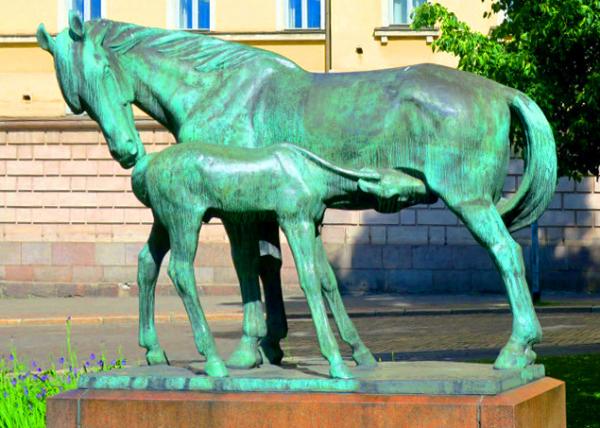 2016-07-03_Statue_Horses0001.JPG