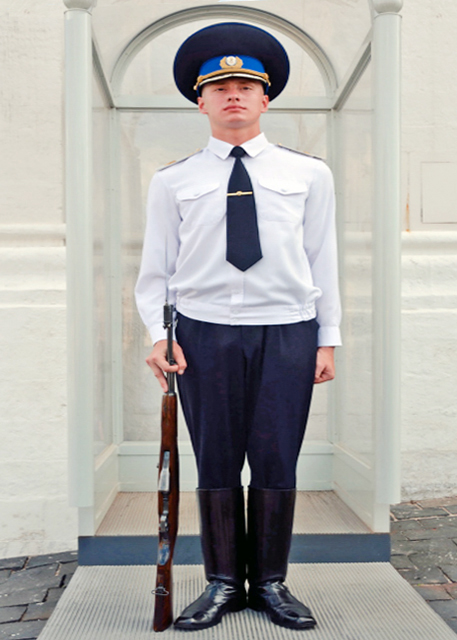 1775103023437852.jpg 2016-07-01_Kremlin_Guard on Duty 值班门卫0001.JPG