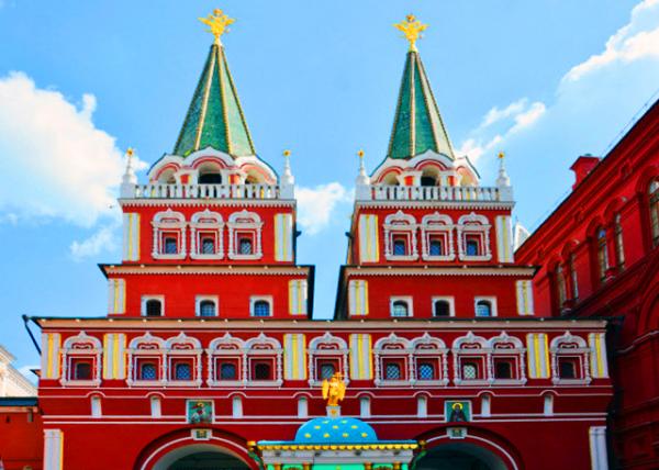 2016-07-01_Red Square_Iberian or Resurrection Gate and Chapel w the Heavenly Blue & Star-Studded Dome of the Little Chapel ��������������ú�����ɫ������С����á�0001.JPG