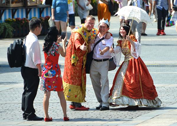 2016-07-01_Revoluation Square-20001.JPG