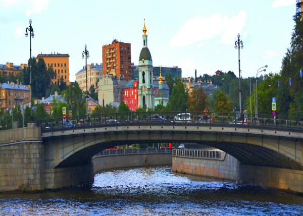 2016-07-01_Vodootvodny Canal_Church of St. Nicholas in Zayaitskom_Komissariatskiy Most-��ʳ����ʥ�����˹����10001.JPG