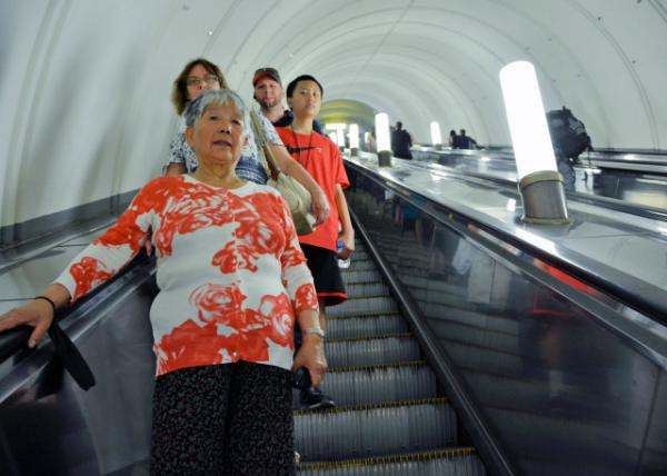 2016-07-01_Metro Station_Revolution Square-50001.JPG