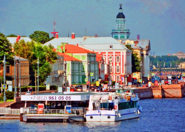 2016-07-01_Church of the Savior on Blood Viewed from Griboedov Canal ���ﲩҮ����˺��ϵ�Ѫ����������0001.JPG