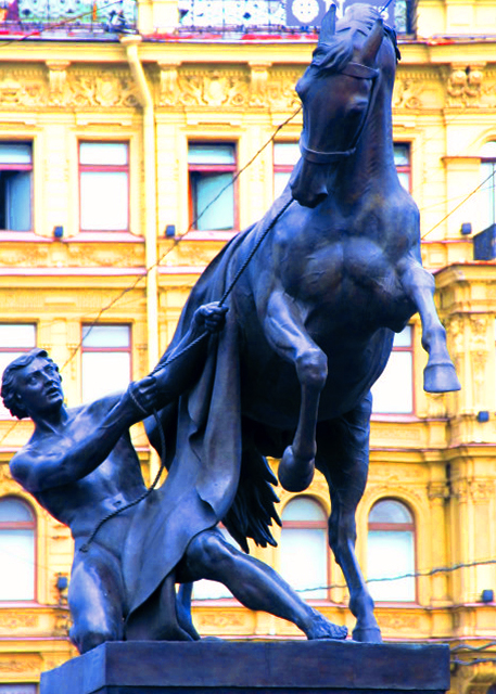 1775189261654768.jpg Anichkov Bridge_Statue of Horse Tamers 雕像《驯马者》0001.JPG