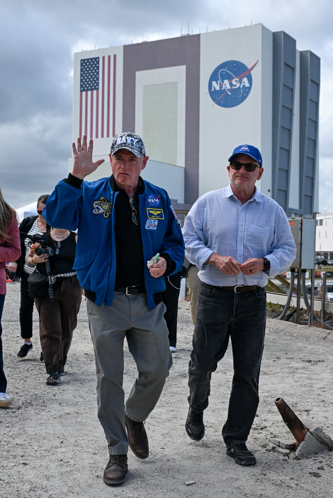 ǰ�Ա������Ա���ˡ�����˵��������������ʱ�̣�����Ϊ�ܸ����Ǵ���ϣ������