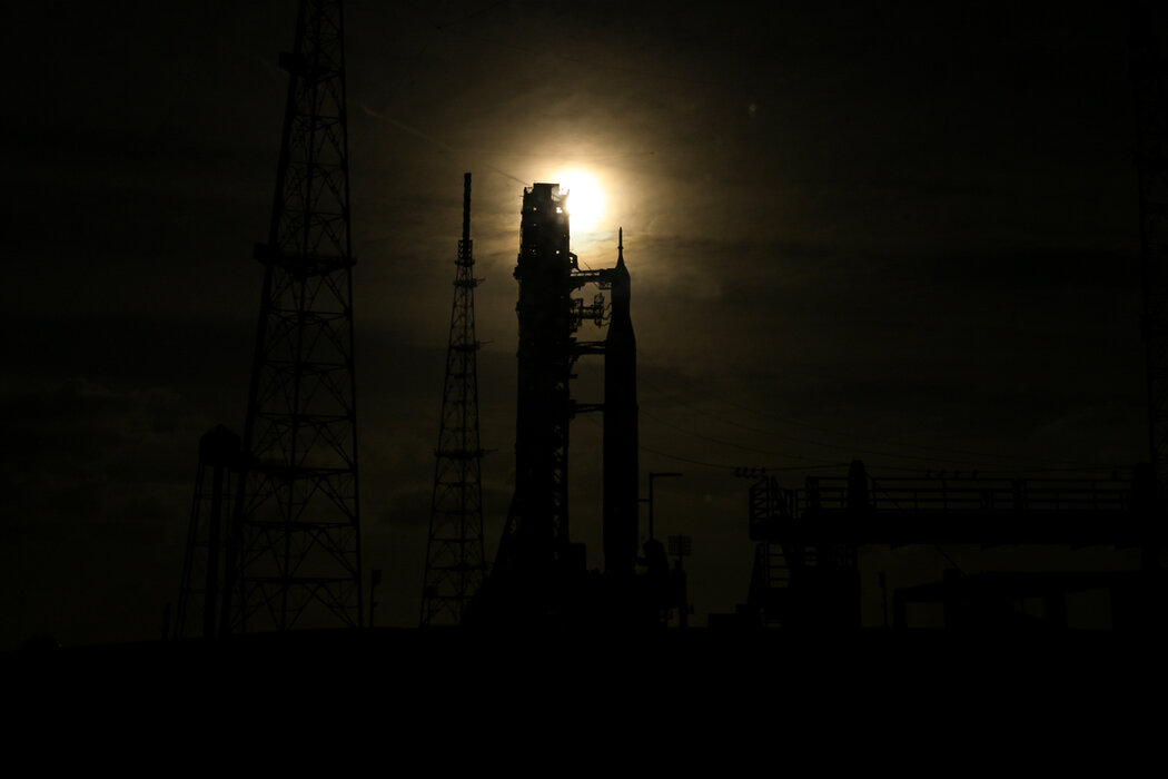 ������NASAִ�С�����߯��˹2�š�����Ļ���ڷ�������ݿ���ά�����ǿ���Ϻ������ĵķ���̨�ϡ�