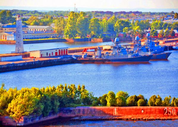 2016-07-02_Kronstadt Naval Base_Submarine 王冠城海军基地·潜水艇0001.JPG