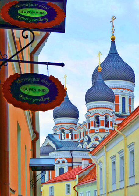 1775409132658457.jpg 2016-06-30_Upper Town_Alexander Nevsky Cathedral_Five Onion Domes w Gilded Iron Crosses 五个洋葱圆顶与镀金的铁十字架-20001.JPG