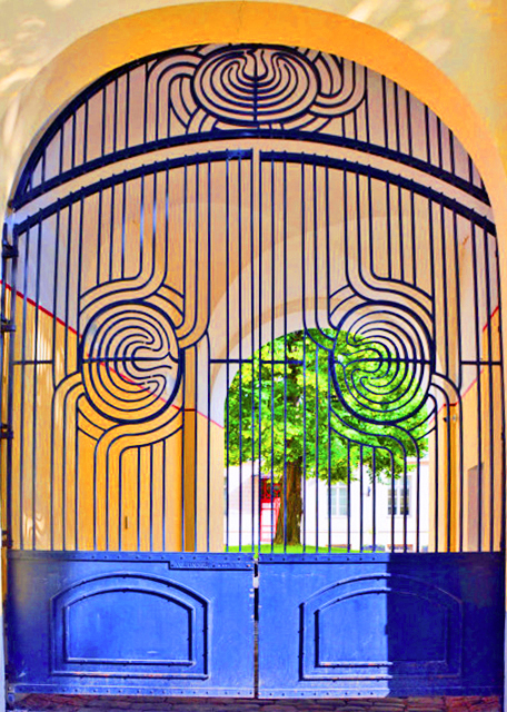 1775411064690809.jpg 2016-06-30_Stenbock House_Backdoor Wrought- Iron Door Deco 斯滕博克故居·后院熟铁门饰0001.JPG