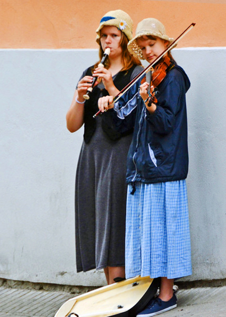 1775411889255718.jpg 2016-06-30_Street Performers 街头艺人0001.JPG