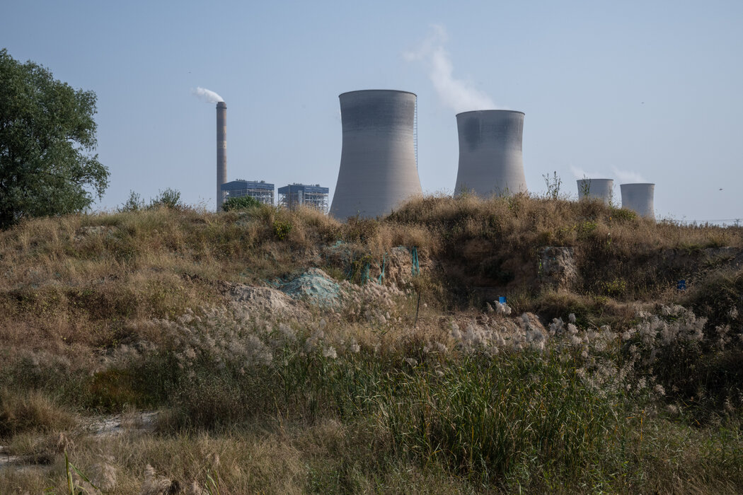 2023年，中国潍坊的一座燃煤发电厂。