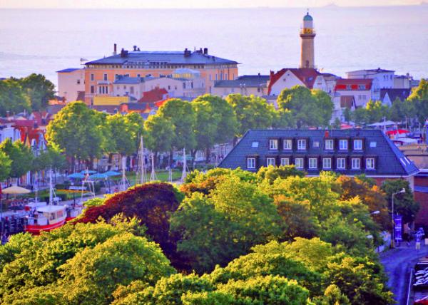 2016-06-28_Warnemunde_Lighthouse ����0001.JPG