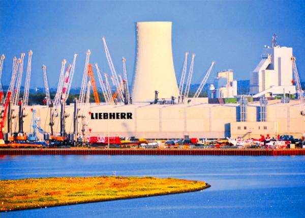 2016-06-28_Warnemunde_Liebherr-MCCtec Rostock GmbH ������������˹�п����޹�˾0001.JPG