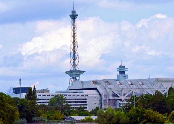 2016-06-28_Berliner Funkturm ���ֹ㲥��-10001.JPG
