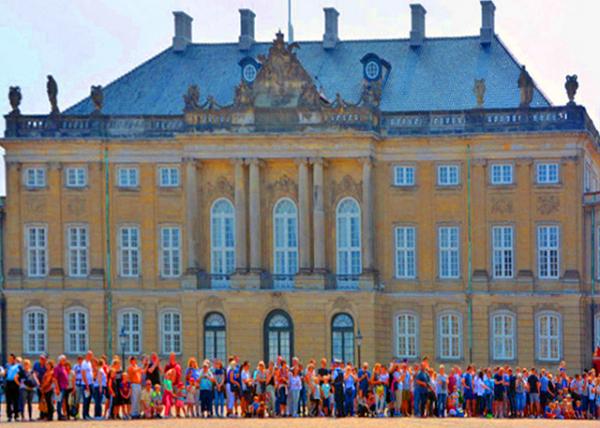 2016-06-25_Amalienborg_Christian IX's Palace  �����ձ��������Ҿ����ʹ�-20001.JPG