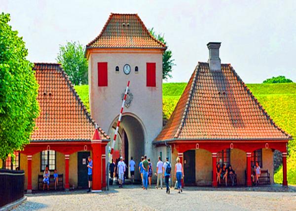 2016-06-25_Kastellet Citadel_North Gate0001.JPG