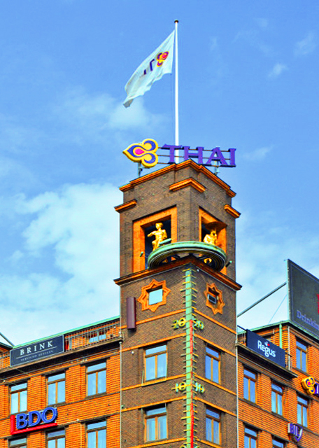 2016-06-25_Richshuset Bldg_Weather Girl on Bicycle ��������Ӵ��á������г�������Ů��0001.JPG