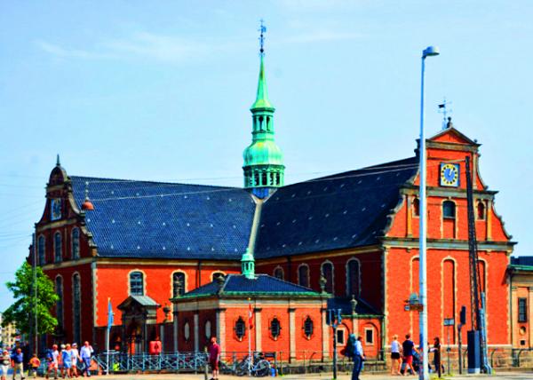 2016-06-25_Holmens Kirke С������-10001.JPG