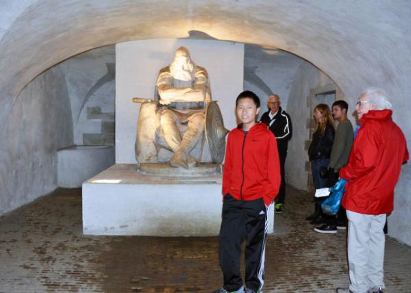2016-07-06_Kronborg Castle_Statue of Holger the Dane ���񡶵����˻�����0001.JPG