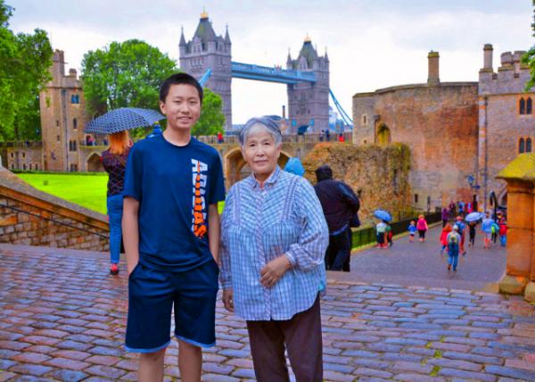 2016-06-23_London Tower_Wakefield & Lanthorn Tower w Tower Bridge in Distance β������������Զ���׶�����0001.JPG