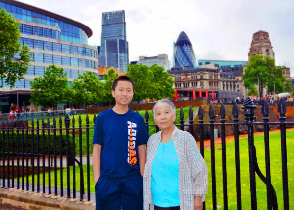 2016-06-23_Trinity Hill Memorial & the Gherkin-30001.JPG