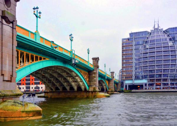 2016-06-23_Southwark Bridge �ϻ�����-10001.JPG