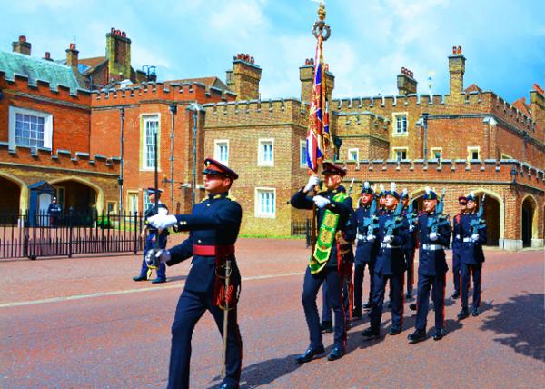 2016-06-24_Sentries of the London Regiment �׶ؾ����ڱ�0001.JPG