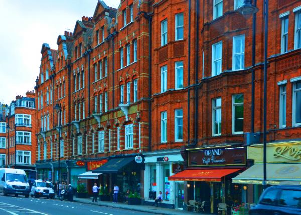 2016-06-23_Late Victorian Edwardian Red Brick Terraced Houses-10001.JPG