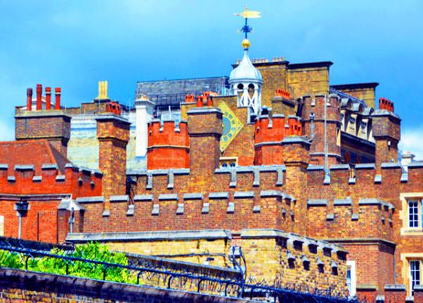 2016-06-24_St James's Palace from Marlborough Road ������·��ʥղķ˹��-20001.JPG