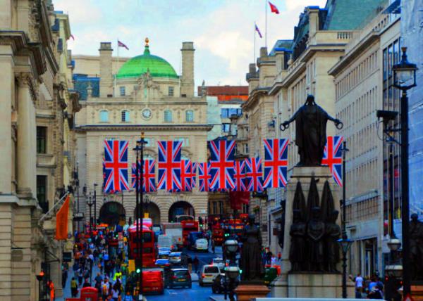 2016-06-24_Waterloo Place ����¬�㳡-20001.JPG