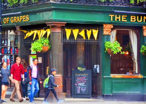 2016-06-23_Pub_The Bunch of Grapes in Knightsbridge ��ʿ�����������ư�0001.JPG