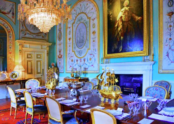 2016-07-12_Inveraray Castle_State Dining Room �����-20001.JPG