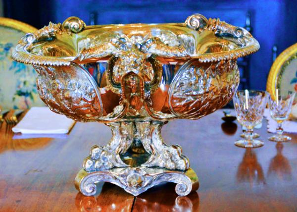 2016-07-12_Inveraray Castle_Silverware ����0001.JPG
