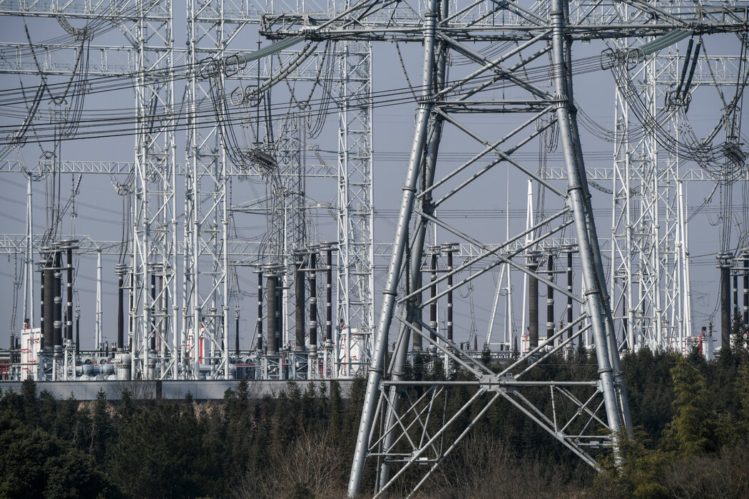 �й����ϲ���һ������������Ŧ������ȫ�������ǿ����ظ�ѹ�����·���յ㡣�й���ҵ�����������ִ��������йؼ��豸�����졣

