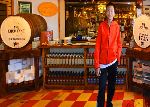 2016-07-12_Inveraray_Loch Fyne Whisky Shop-20001.JPG