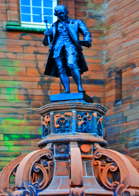 2016-07-12_Greenock_A Statue @ the Original James Watt College Bldg Marked the Site of His Birthplace ղķʿ������ѧԺ��¥ԭַ�ϵĵ������������0001.JPG
