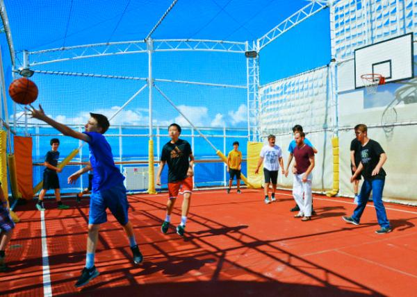 2016-07-13_Caribbean_Sports Court �˶���-50001.JPG
