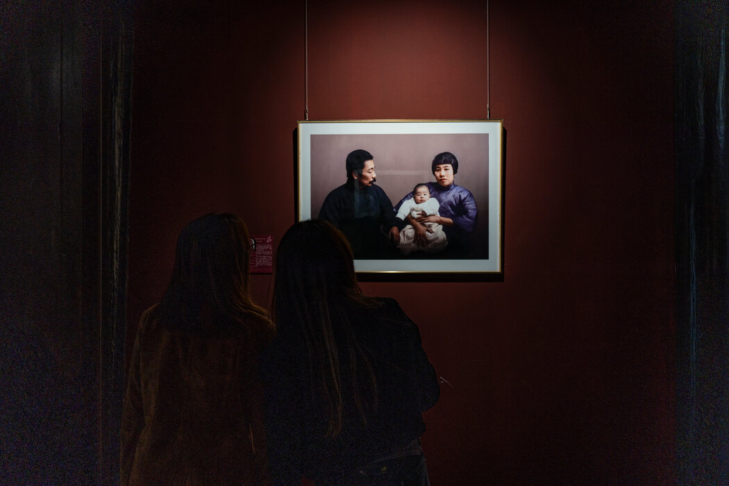 旅游区展出一张鲁迅与家人的珍贵合影。