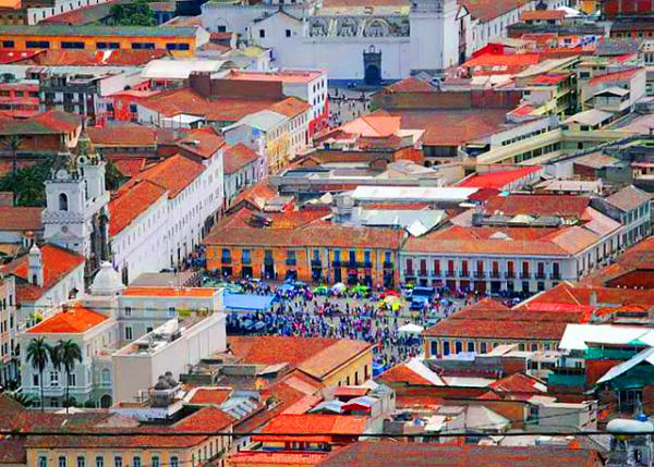 03-29-13_ Plaza San Francisco ʥ������˹�㳡-50001.JPG