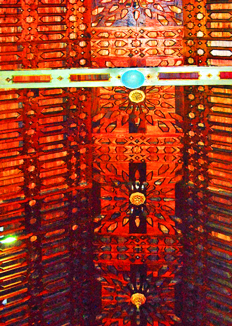 03-29-13_ Metropolitan Cathedral of Quito_Ceiling.jpg