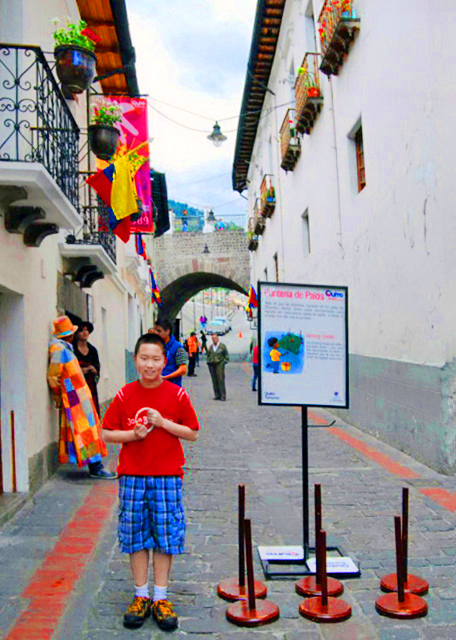 03-29-13_ Calle La Ronda, the Most Tourist Spot Բ�֡������ŵľ���-0001.JPG