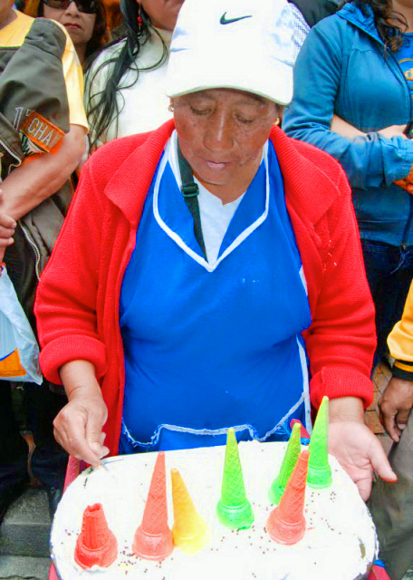 03-29-13_ Ecuadorian Icecream0001.JPG